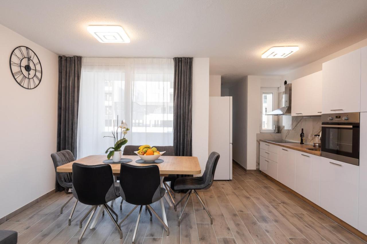 River Park Apartments Omiš Exterior foto