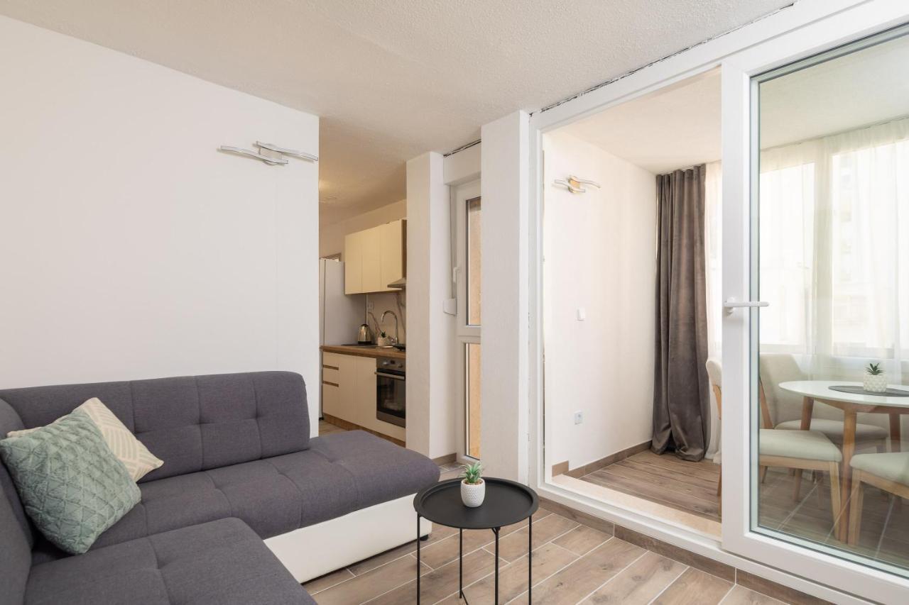 River Park Apartments Omiš Exterior foto