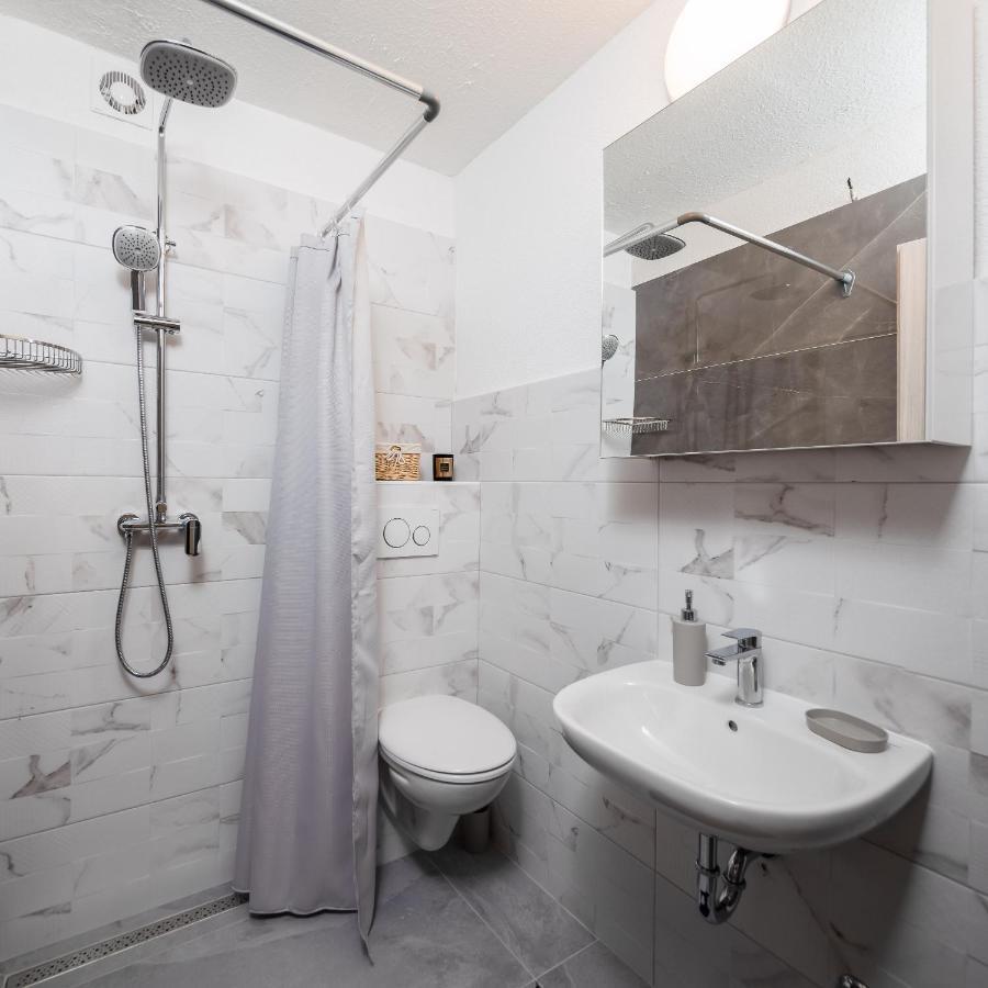 River Park Apartments Omiš Exterior foto